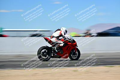 media/Mar-25-2024-Moto Forza (Mon) [[8d4319bd68]]/3-Intermediate Group/Session 4 (Front Straight Speed Pans)/